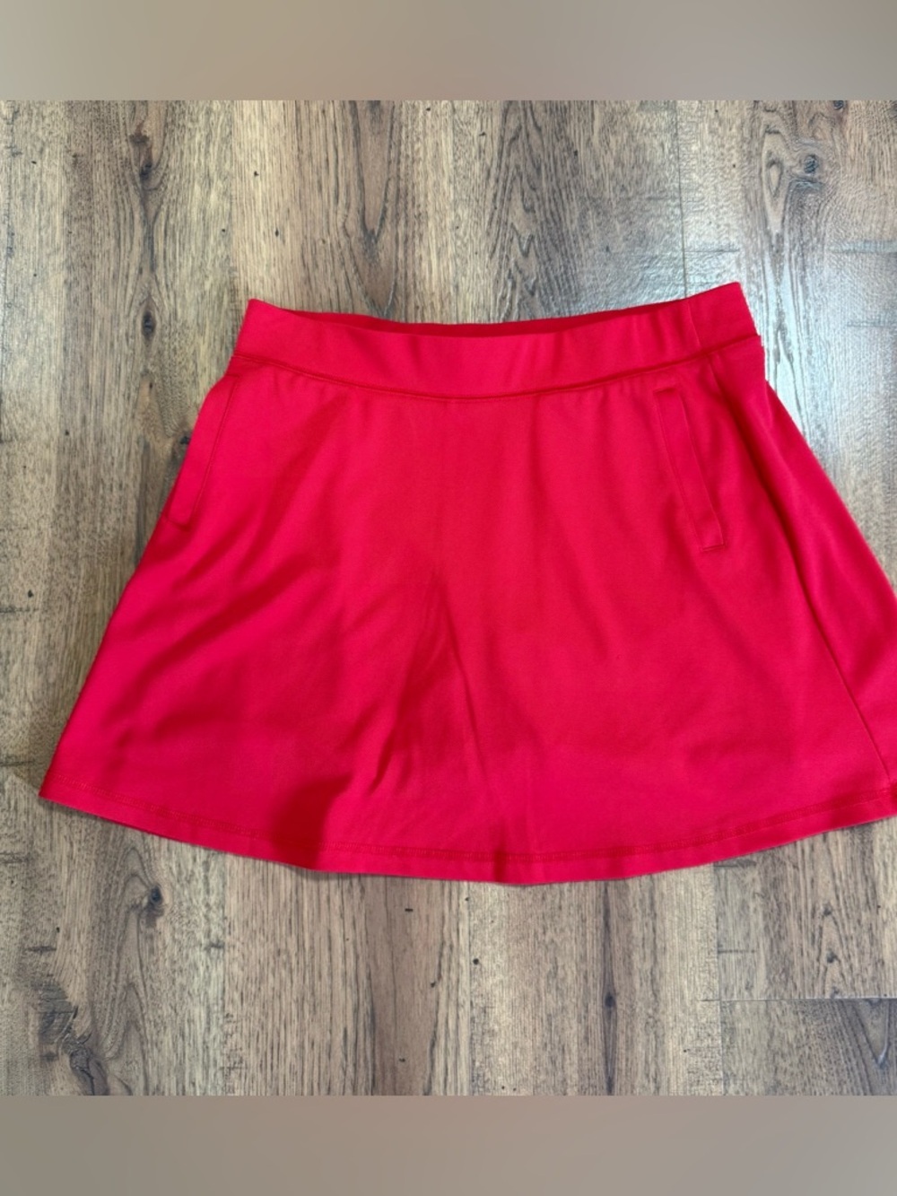 TALBOTS Red Athletic Skort Women’s L stretch Pockets Golf Tennis.